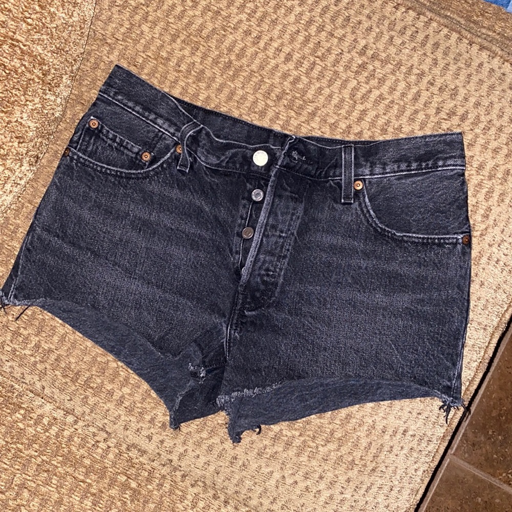 Levi 501 cut off Shorts 29